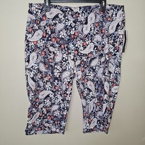 Preswick & Moore NWT Paisley Print Women's Bottoms